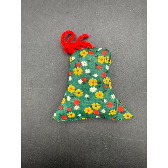 Set of 6 Vintage Handmade Christmas Plush Ornaments - Picture 5 of 7